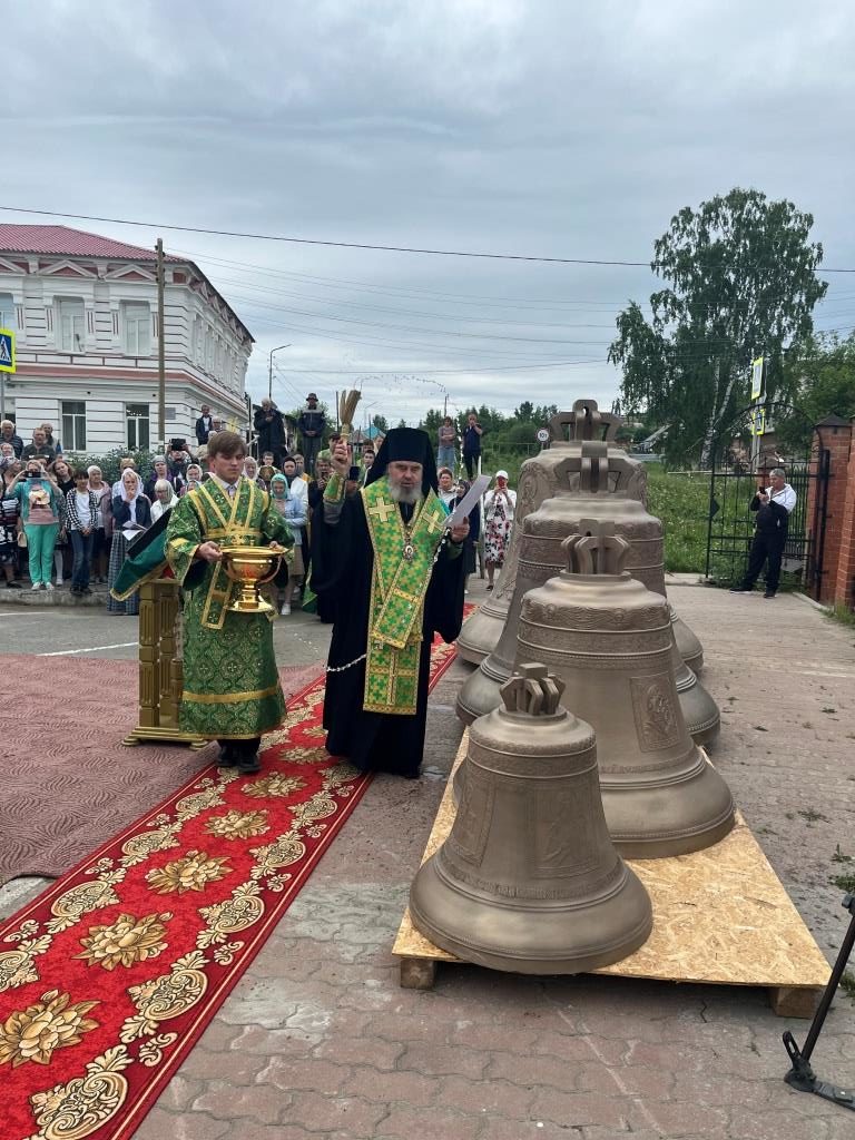 Гуманитарная помощь от Фонда святой Екатерины. В Серовскую епархию  поступило более 600 продуктовых наборов | Серовская епархия